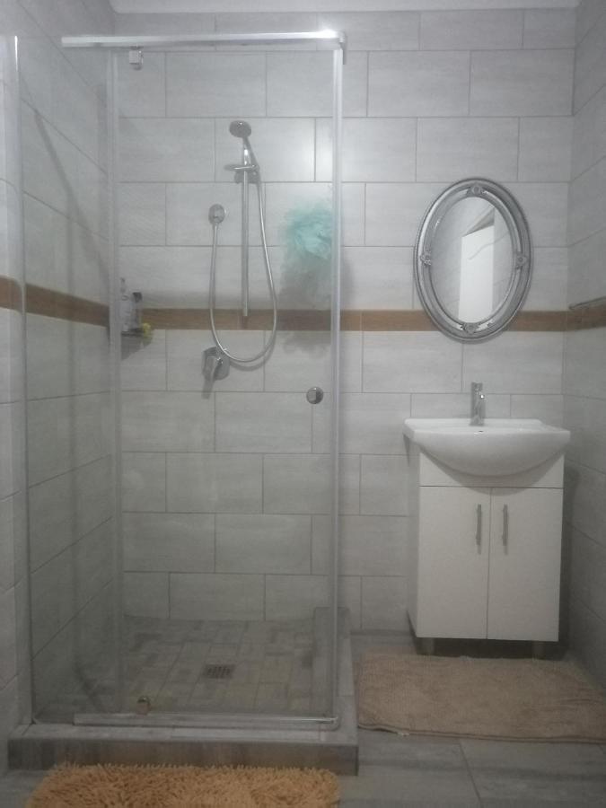 Lala Poa Guest House Klerksdorp Esterno foto